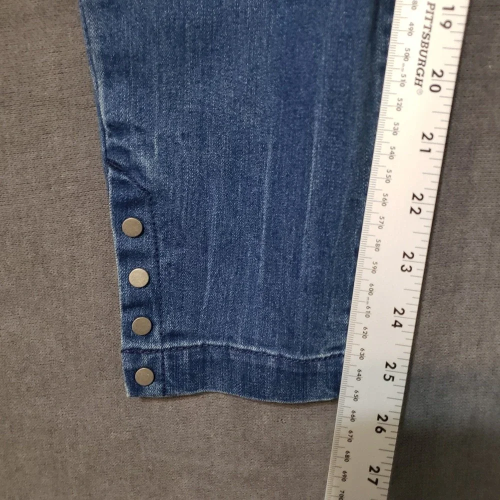 Bandolino Jeans‎ size 4  Women's Lisbeth Curvy Skinny Crop Snap Hem